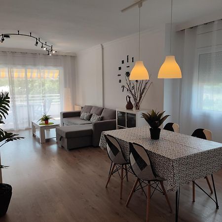 Apartamento Completo Muy Cerca Del Centro Ideal Para Familias Con Piscina Figueras Extérieur photo